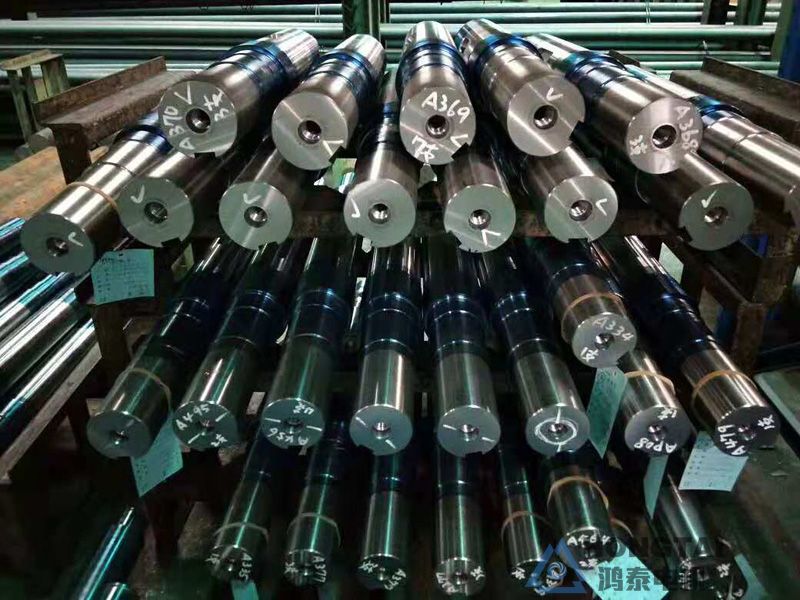 YE4-315S-4电机轴伸两端打孔、特殊法兰